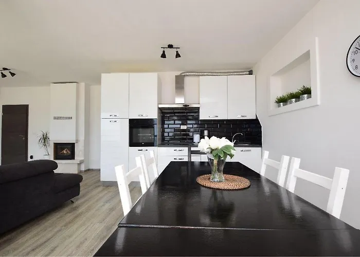 Apartments Lueva