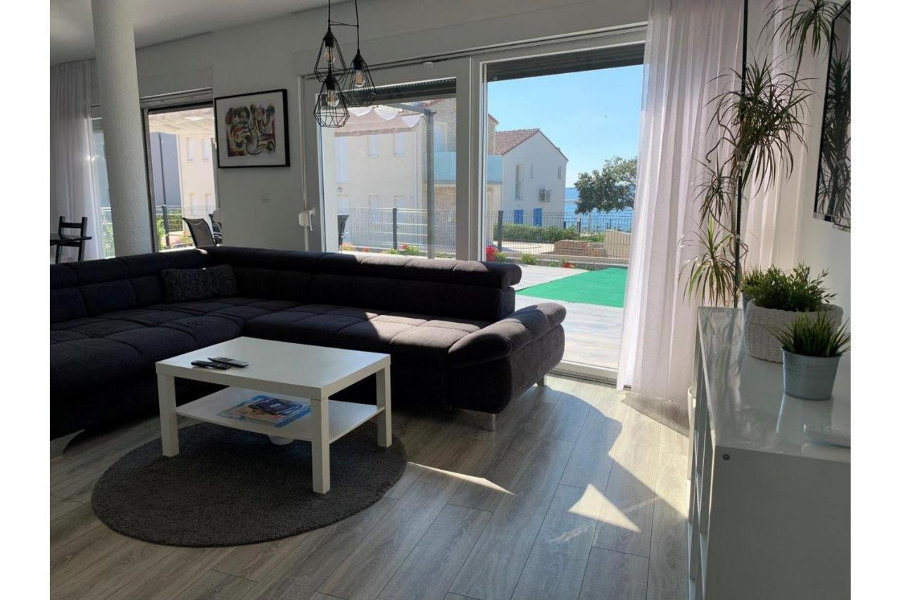 Apartment Lueva *