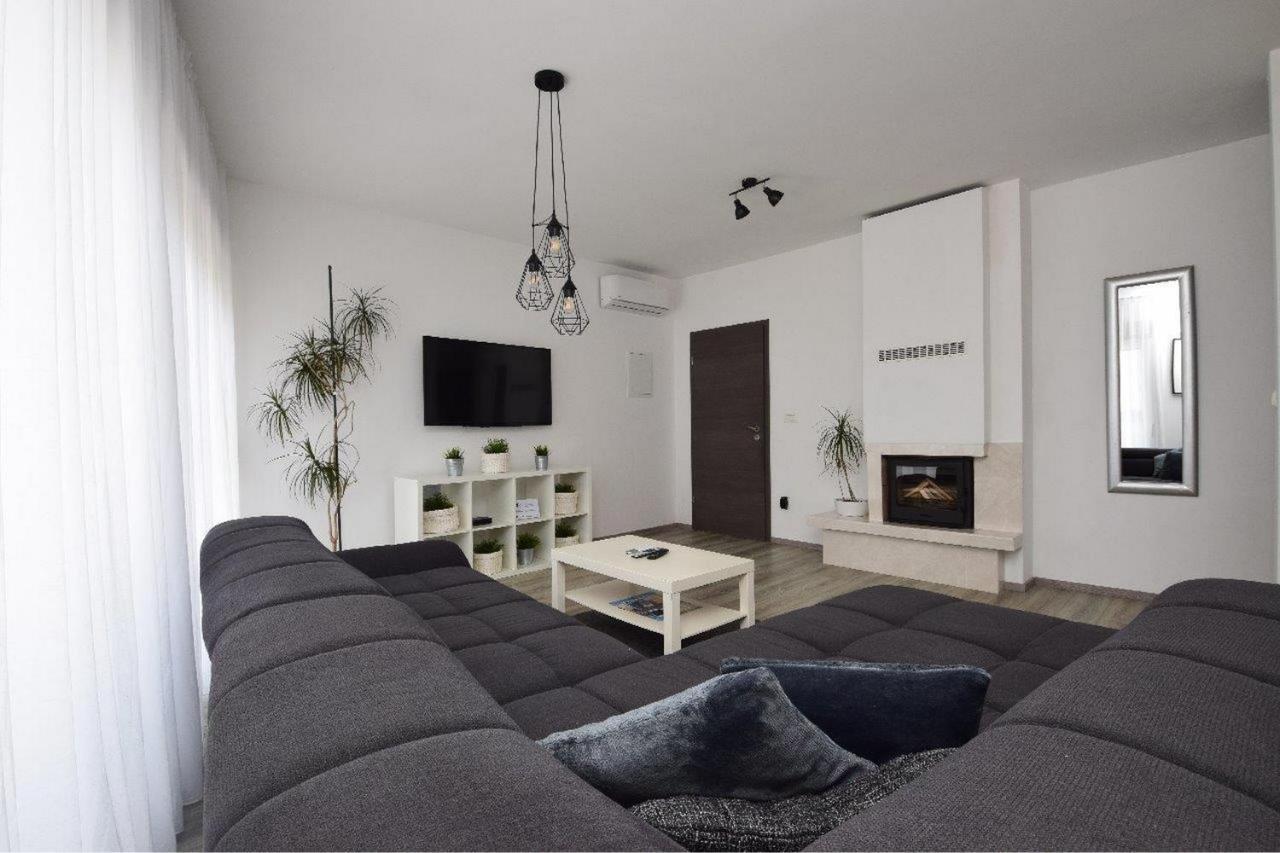 Apartment Lueva *