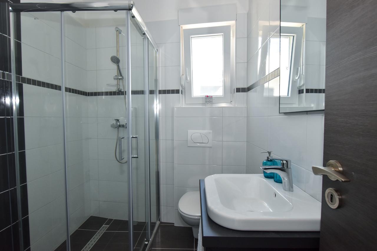 Apartment Lueva *